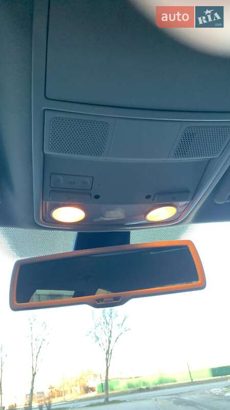 Универсал Volkswagen Passat 2010 в Запорожье