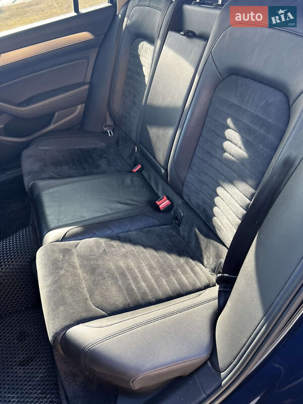 Универсал Volkswagen Passat 2015 в Любомле