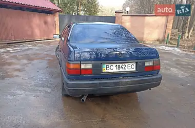 Volkswagen Passat 1992
