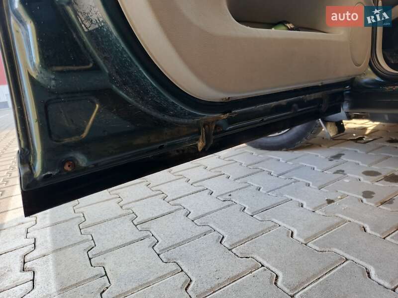 Седан Volkswagen Passat 1997 в Теребовлі