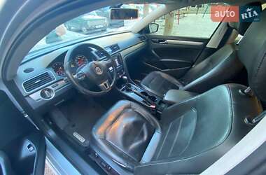 Седан Volkswagen Passat 2014 в 
