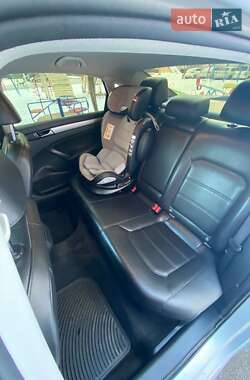 Седан Volkswagen Passat 2014 в 
