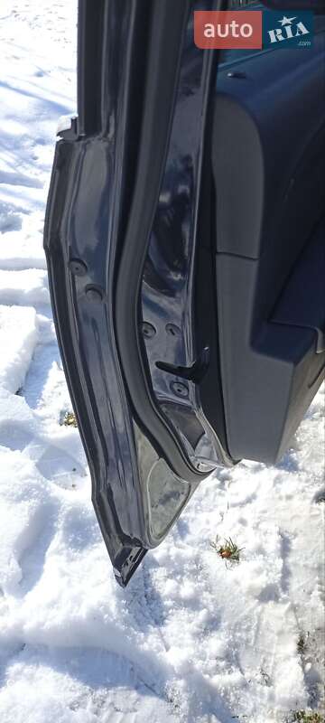 Универсал Volkswagen Passat 2011 в Коростене