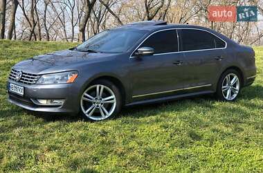 Седан Volkswagen Passat 2014 в Измаиле
