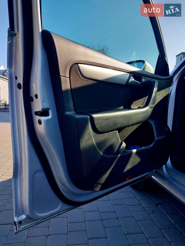 Универсал Volkswagen Passat 2014 в Николаеве