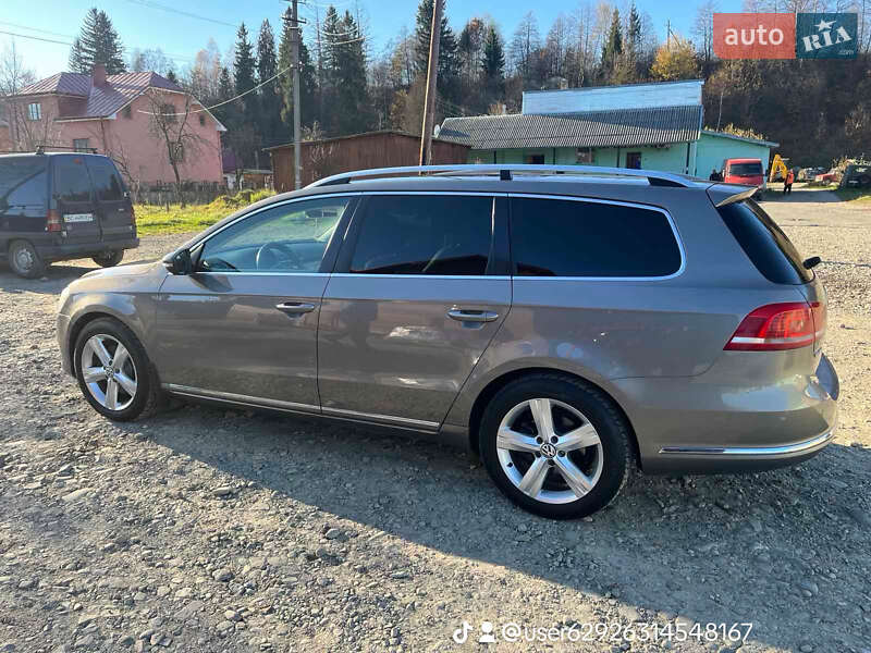 Универсал Volkswagen Passat 2011 в Стрые