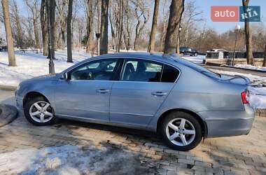 Седан Volkswagen Passat 2010 в Києві