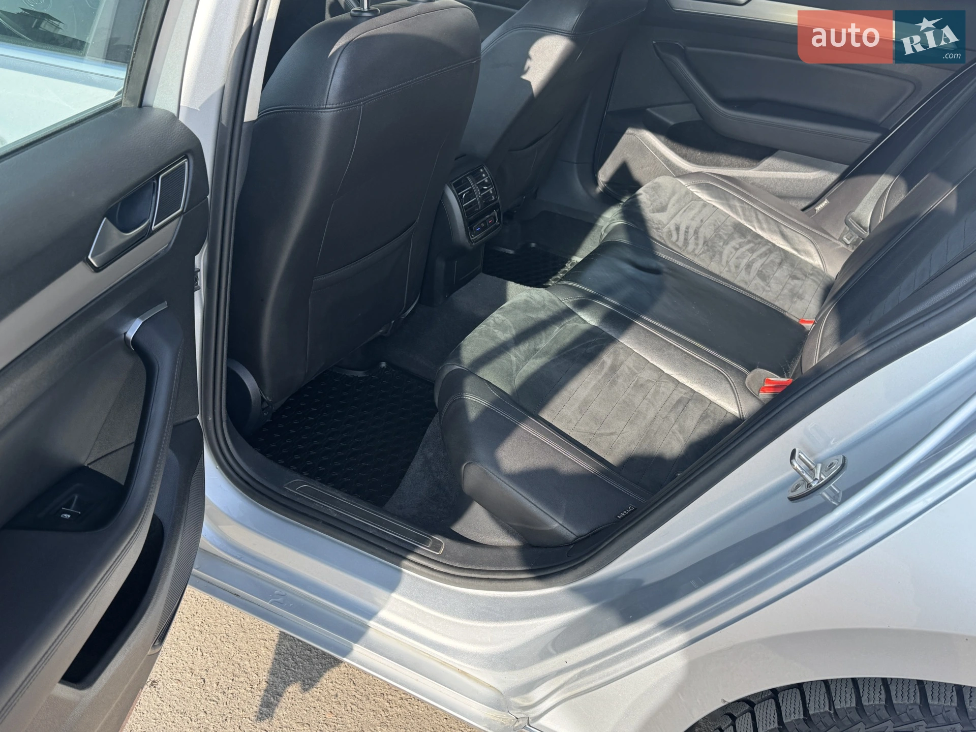2015 Volkswagen Passat - мініатюра 12