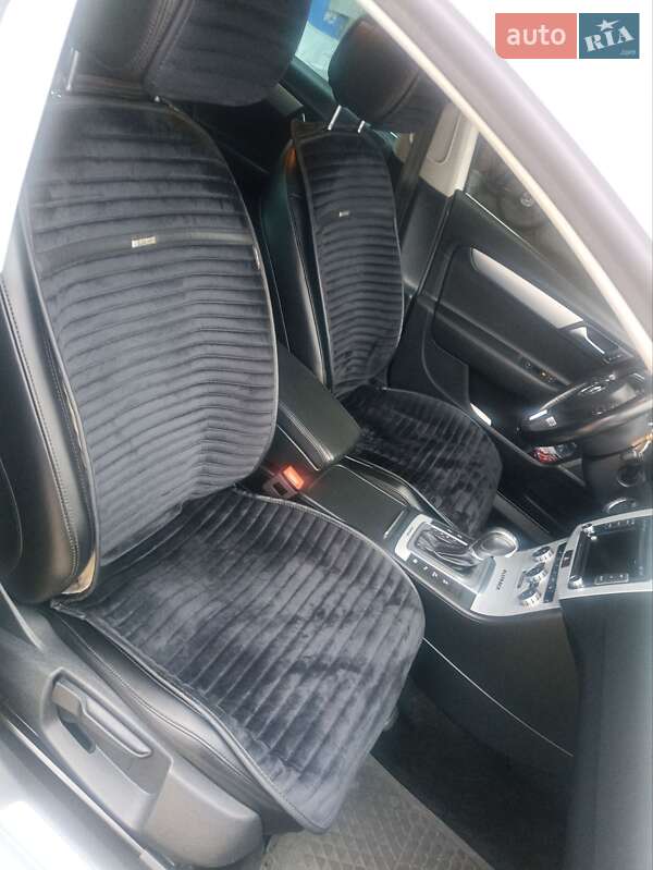 Універсал Volkswagen Passat 2014 в Дрогобичі