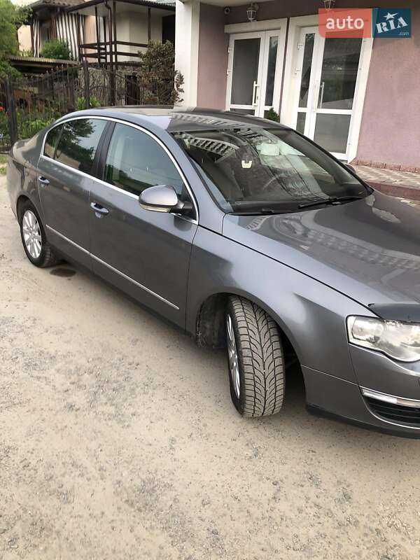 Седан Volkswagen Passat 2007 в Рогатині