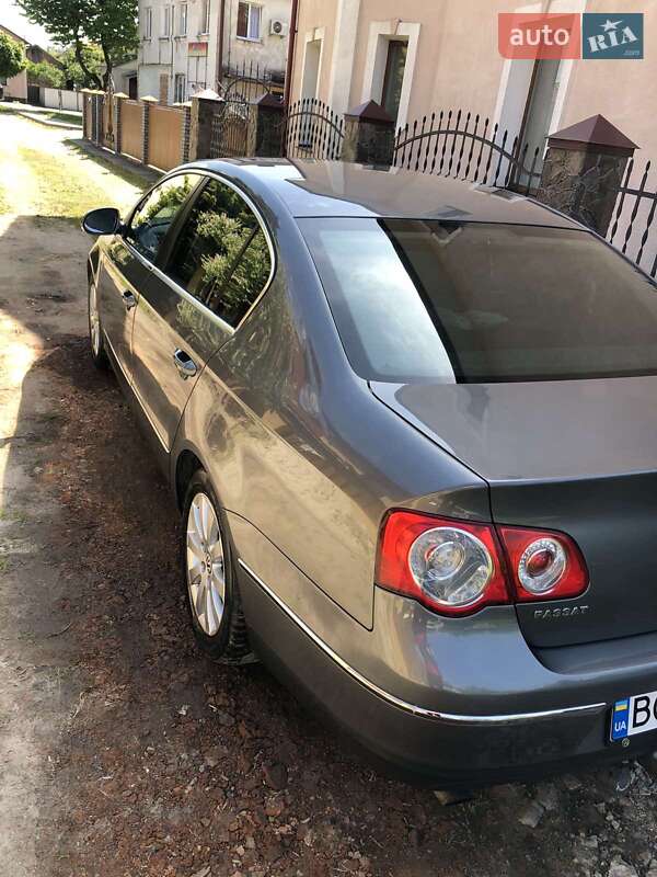 Седан Volkswagen Passat 2007 в Рогатині