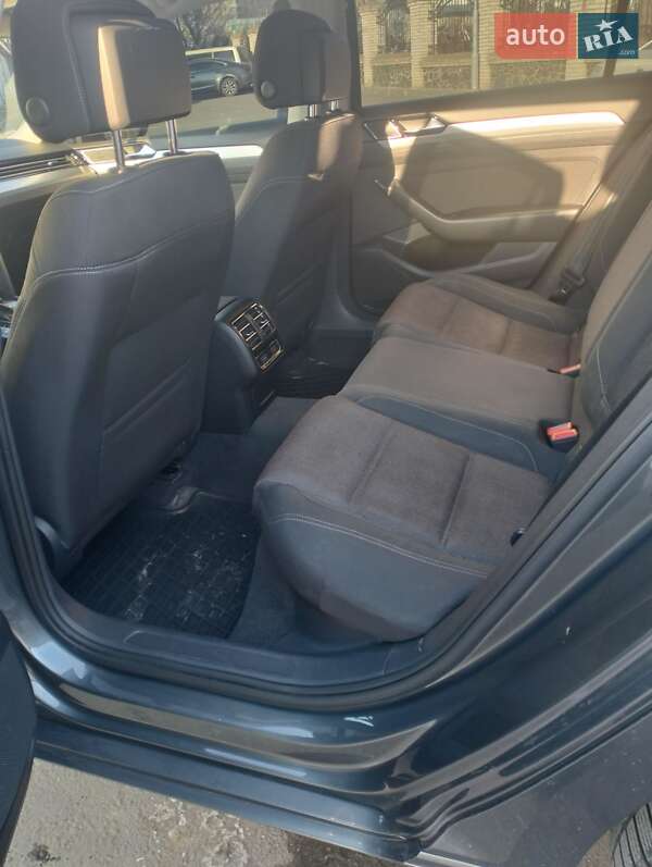 Универсал Volkswagen Passat 2016 в Виннице