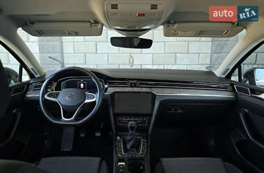 Универсал Volkswagen Passat 2021 в 