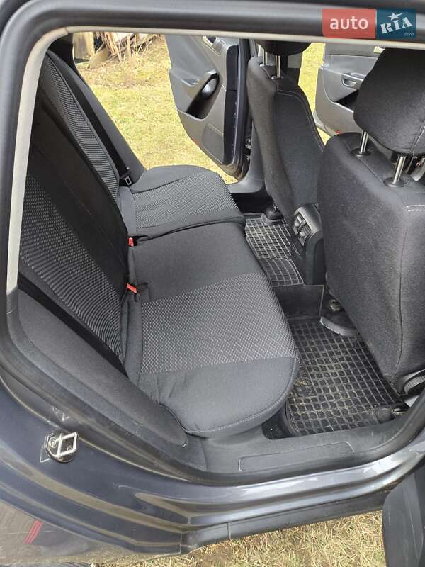 Універсал Volkswagen Passat 2006 в Івано-Франківську