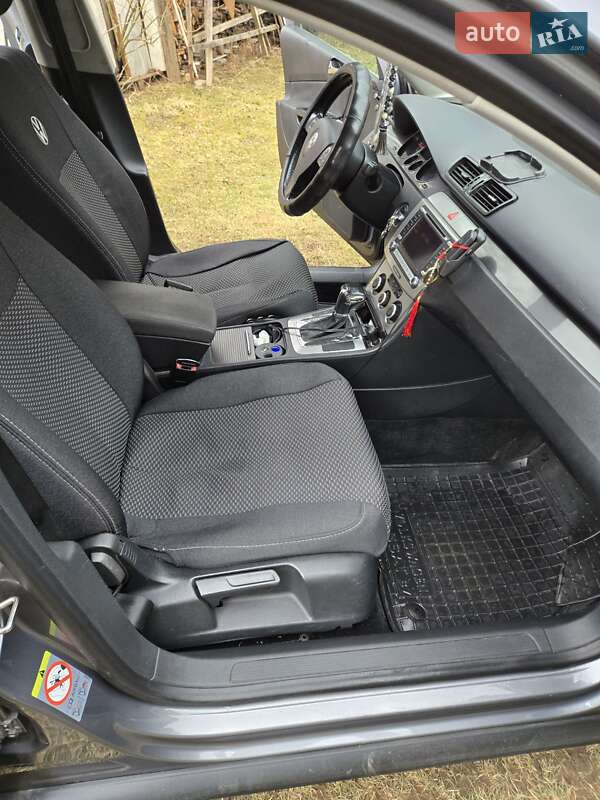 Універсал Volkswagen Passat 2006 в Івано-Франківську