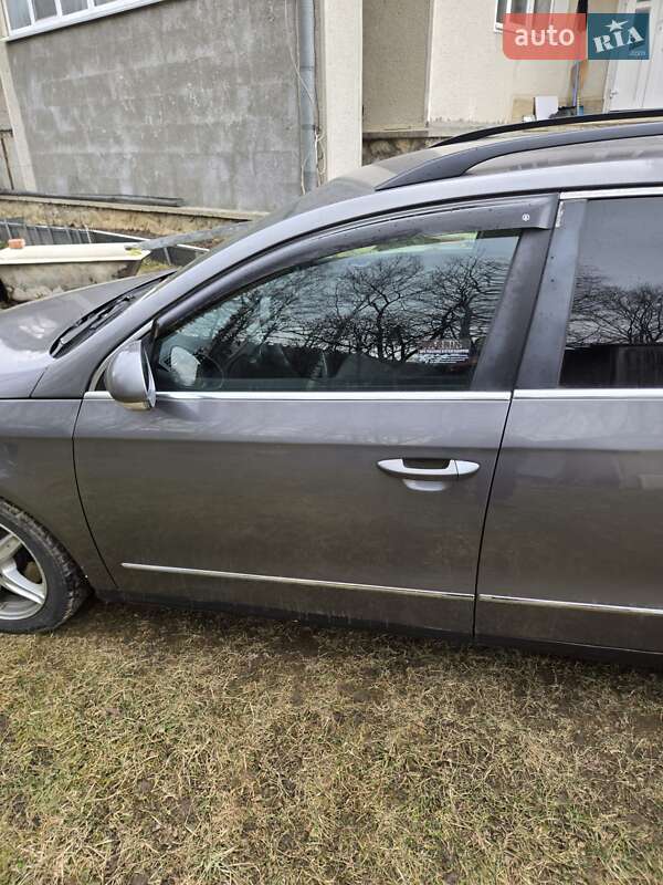 Універсал Volkswagen Passat 2006 в Івано-Франківську