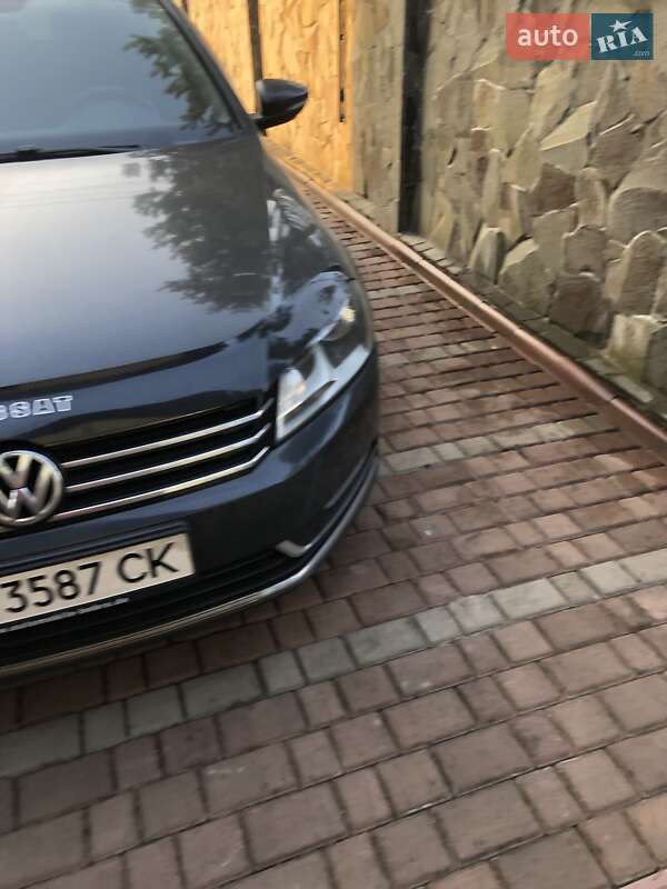 Універсал Volkswagen Passat 2011 в Бучачі