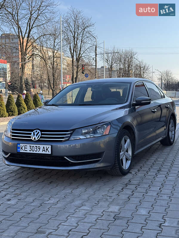 Седан Volkswagen Passat 2013 в Кривом Роге