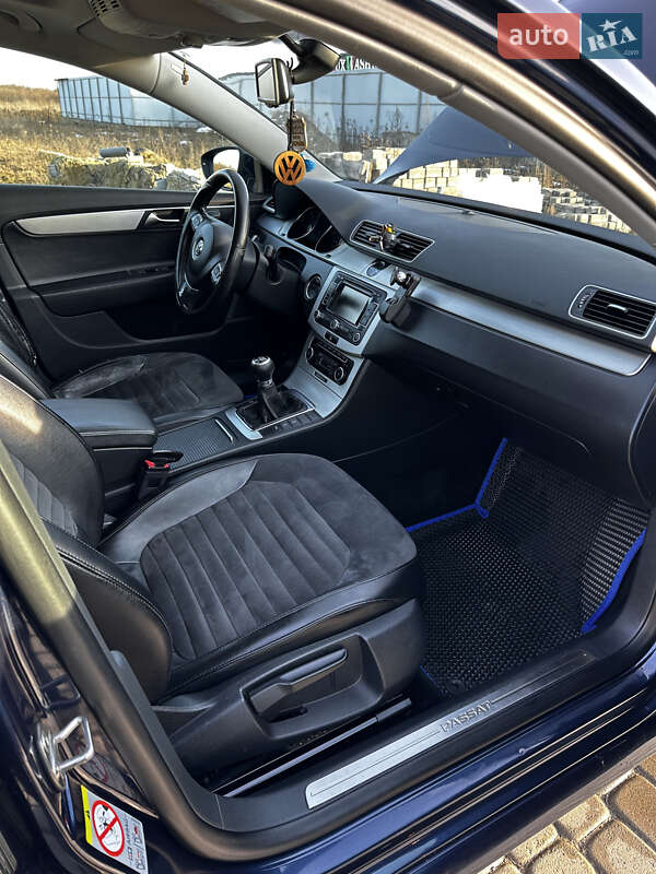 Универсал Volkswagen Passat 2011 в Львове