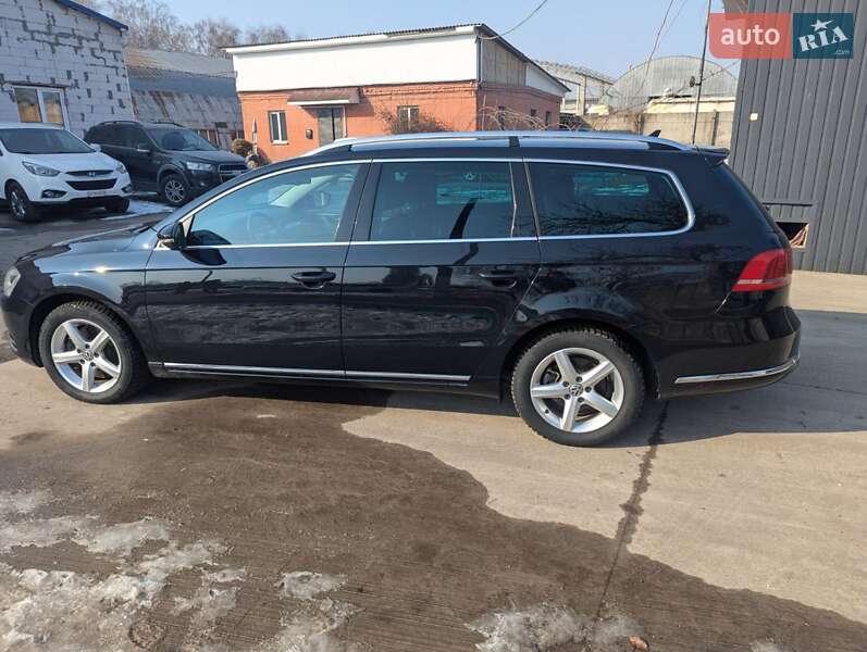 Универсал Volkswagen Passat 2011 в Чернигове