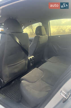 Седан Volkswagen Passat 2007 в 