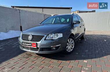 Універсал Volkswagen Passat 2010 в Запоріжжі