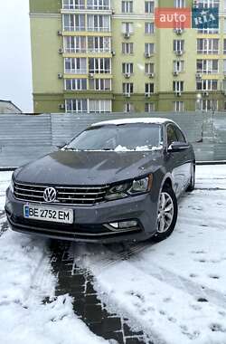 Седан Volkswagen Passat 2015 в Миколаєві