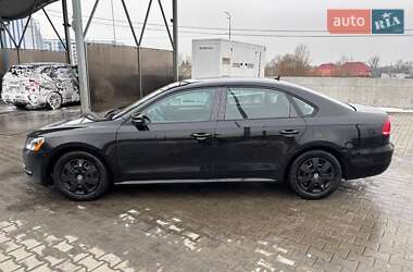 Седан Volkswagen Passat 2012 в 
