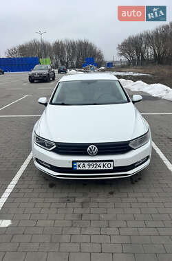 Volkswagen Passat 2015