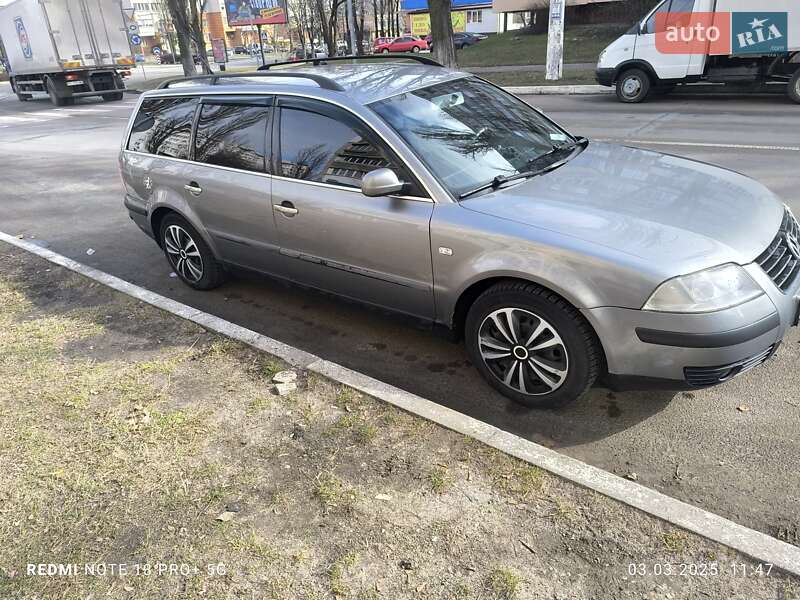 Универсал Volkswagen Passat 2003 в Вышгороде