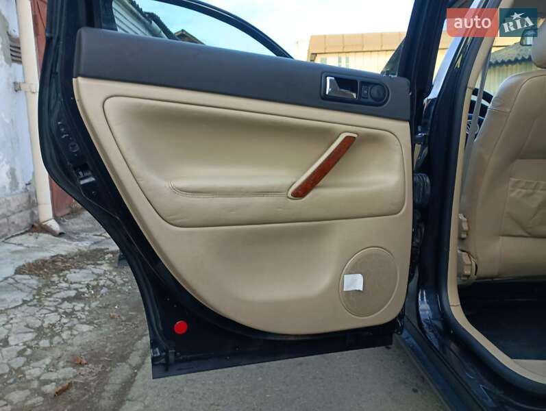 Универсал Volkswagen Passat 1999 в Ивано-Франковске