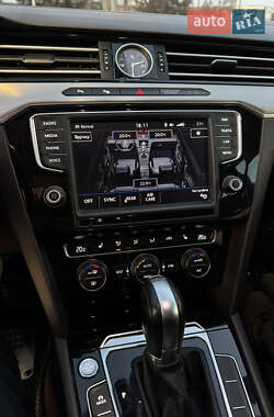 Универсал Volkswagen Passat 2016 в 