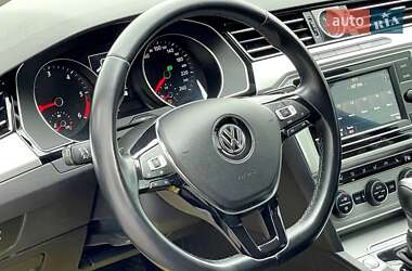 Седан Volkswagen Passat 2018 в 