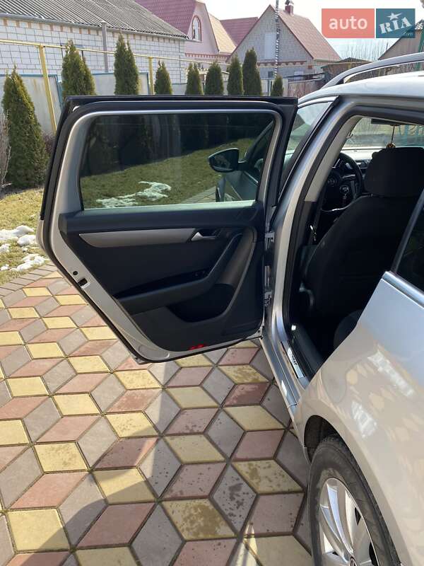 Универсал Volkswagen Passat 2013 в Первомайске