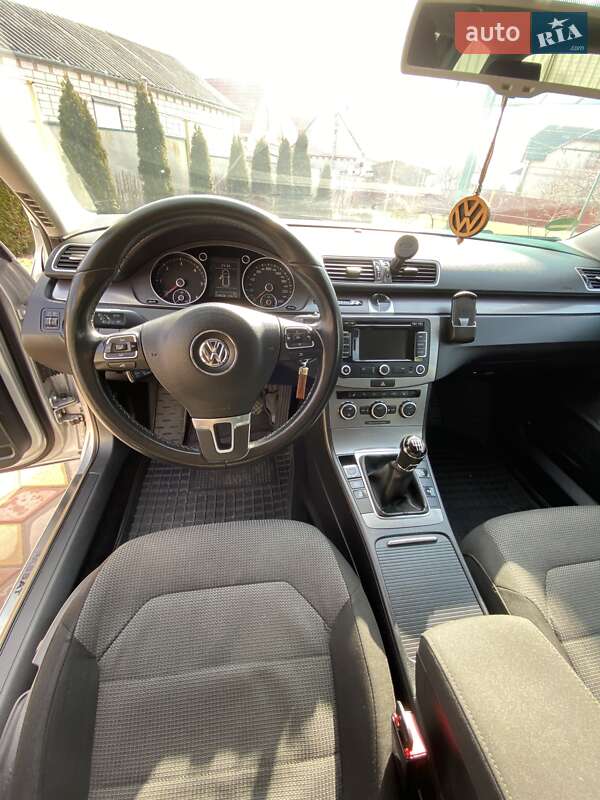 Универсал Volkswagen Passat 2013 в Первомайске