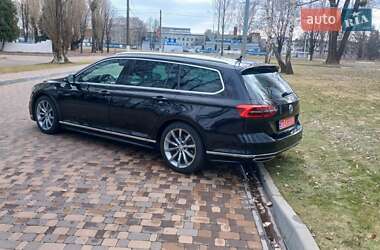 Універсал Volkswagen Passat 2015 в Києві