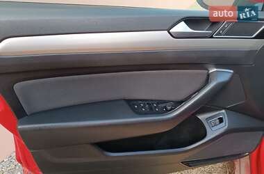 Универсал Volkswagen Passat 2016 в 