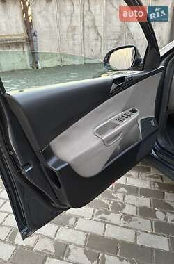 Универсал Volkswagen Passat 2008 в 