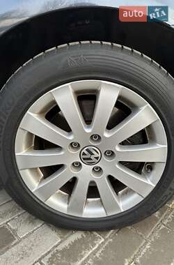 Универсал Volkswagen Passat 2008 в 