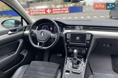 Универсал Volkswagen Passat 2016 в 