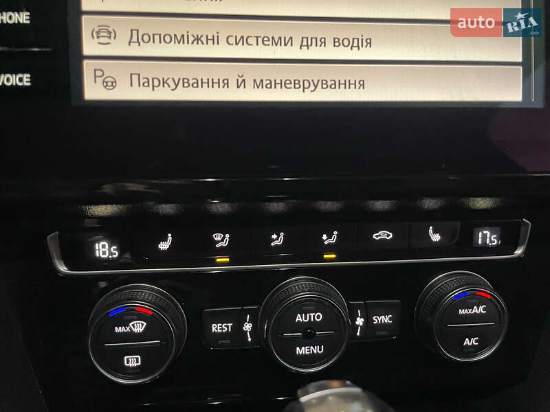 Седан Volkswagen Passat 2017 в Мукачево