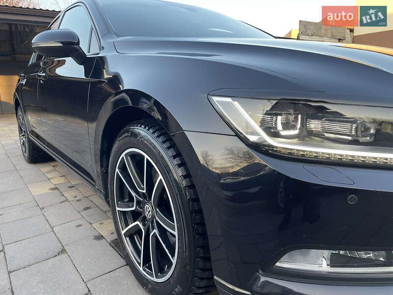 Седан Volkswagen Passat 2017 в Мукачево