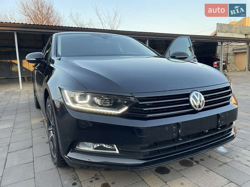 Седан Volkswagen Passat 2017 в Мукачево