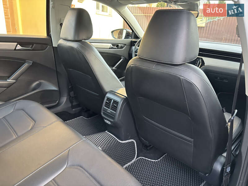 Седан Volkswagen Passat 2020 в Львове фото 42 Седан Volkswagen Passat 2020 в Львове