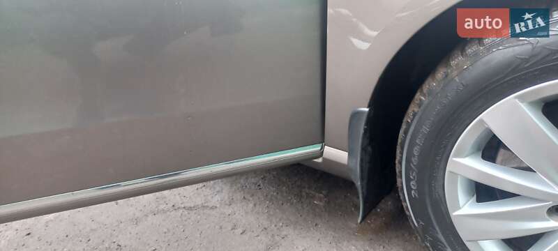 Универсал Volkswagen Passat 2011 в Лубнах фото 14 Универсал Volkswagen Passat 2011 в Лубнах