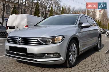 Универсал Volkswagen Passat 2015 в 