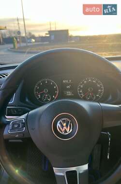 Седан Volkswagen Passat 2012 в 