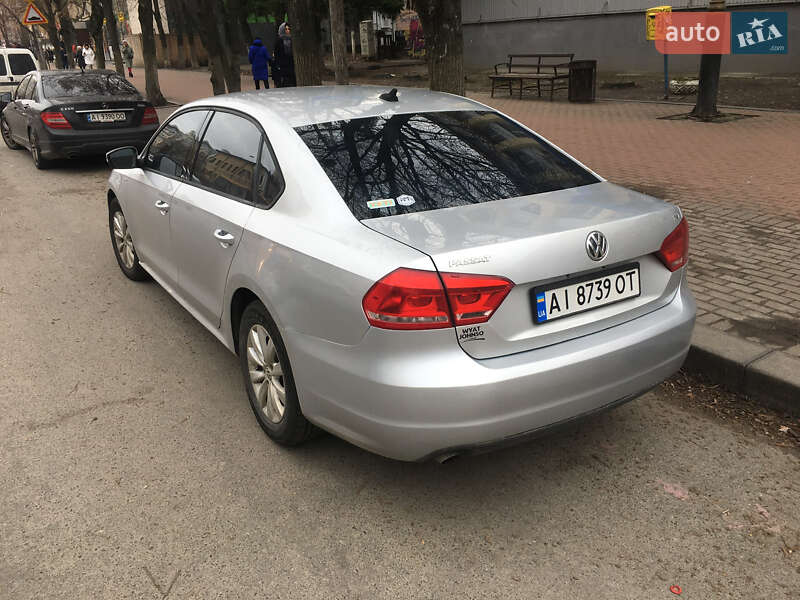 Седан Volkswagen Passat 2014 в Киеве