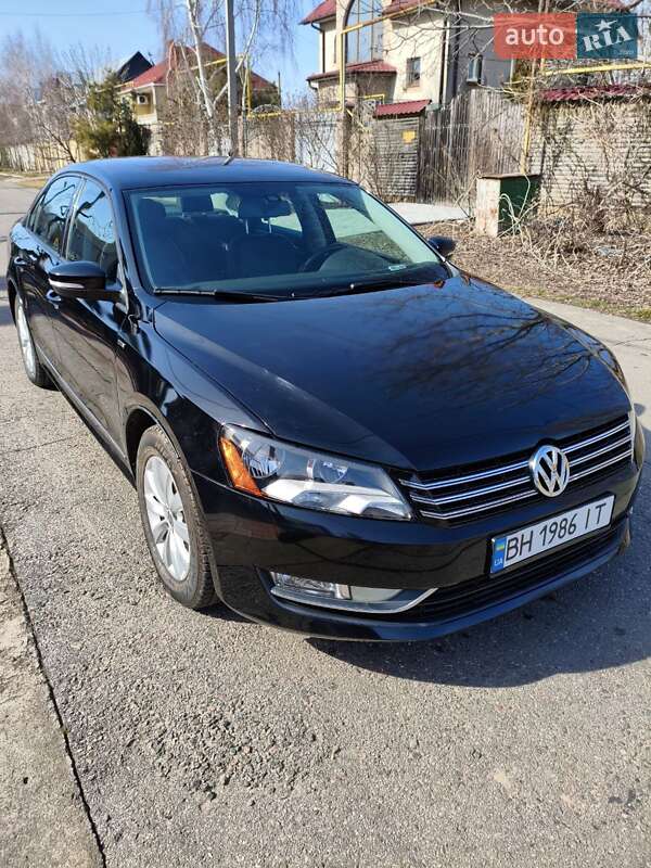 Седан Volkswagen Passat 2014 в Одессе