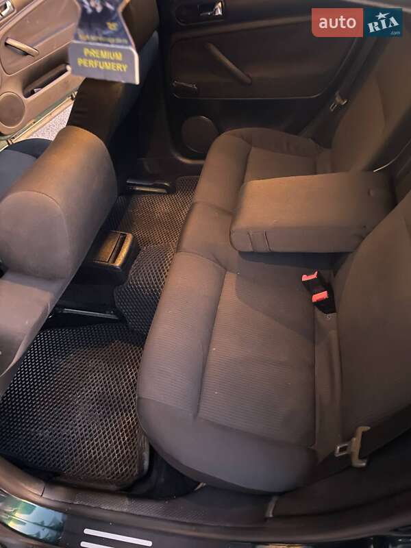 Седан Volkswagen Passat 2002 в Вінниці